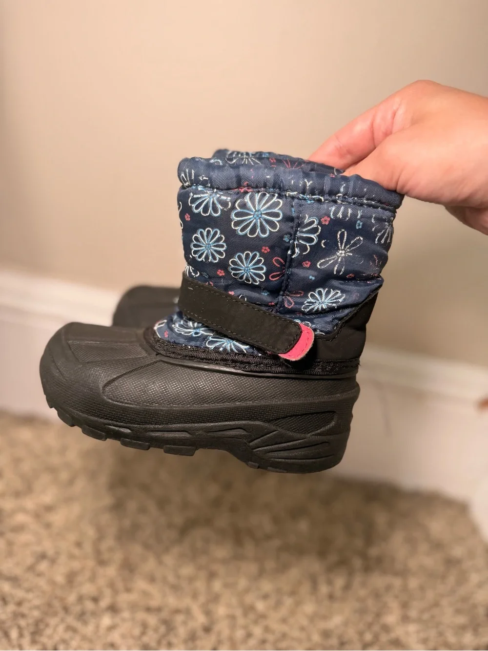 Kids Winter Boots Size 8